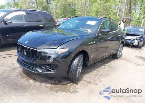 2017 Maserati Levante z USA, uszkodzony, nr VIN ZN661XUSXHX248138